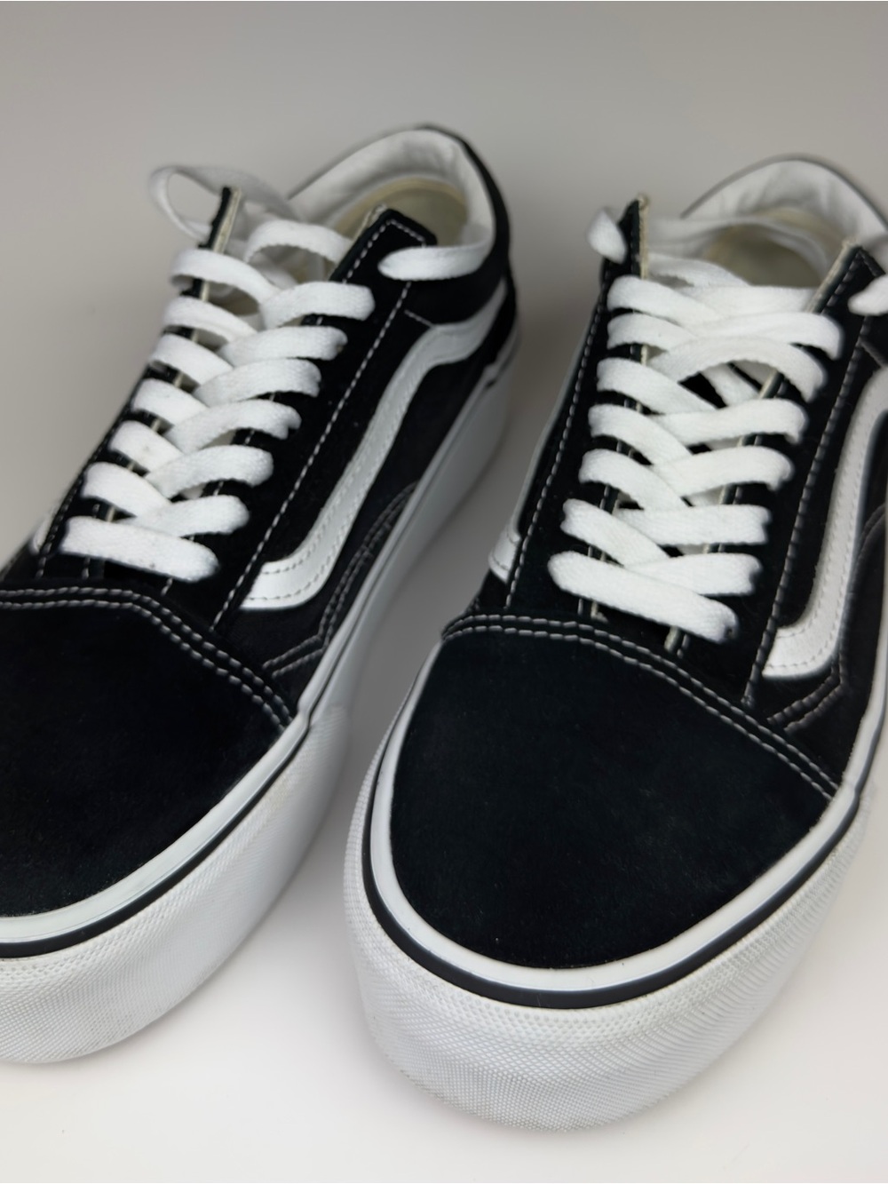 Vans Black and White Old Skool Platform Sneakers - Women US 8.5